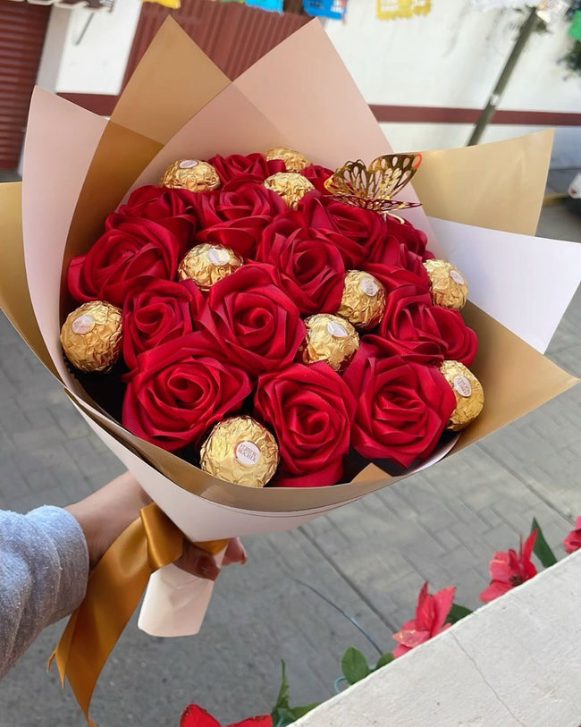 Roses with Ferrero Rocher (MB302)