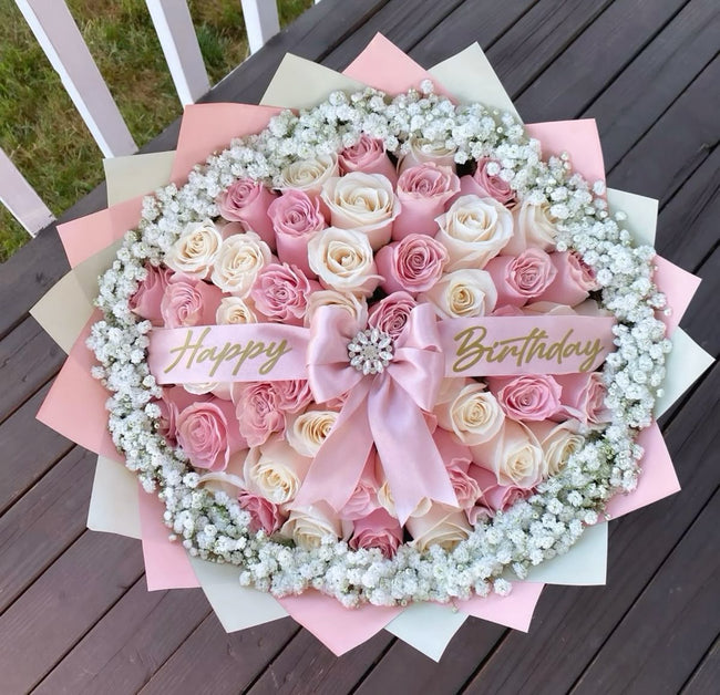 36 Elegant pink and white roses (MB309)